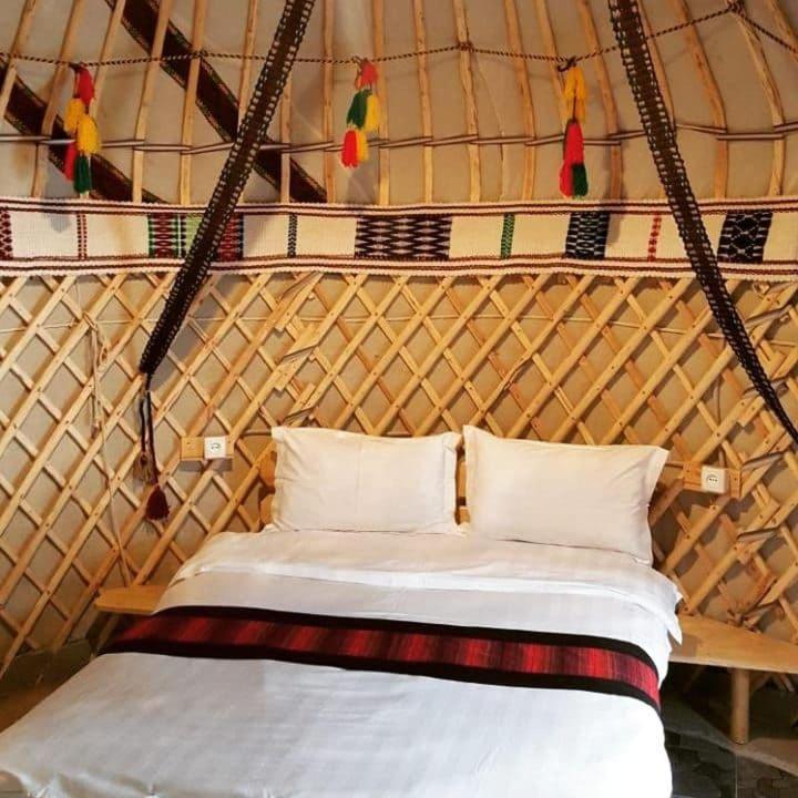 Boutigue Hotel Nebesa Chimgan Luaran gambar