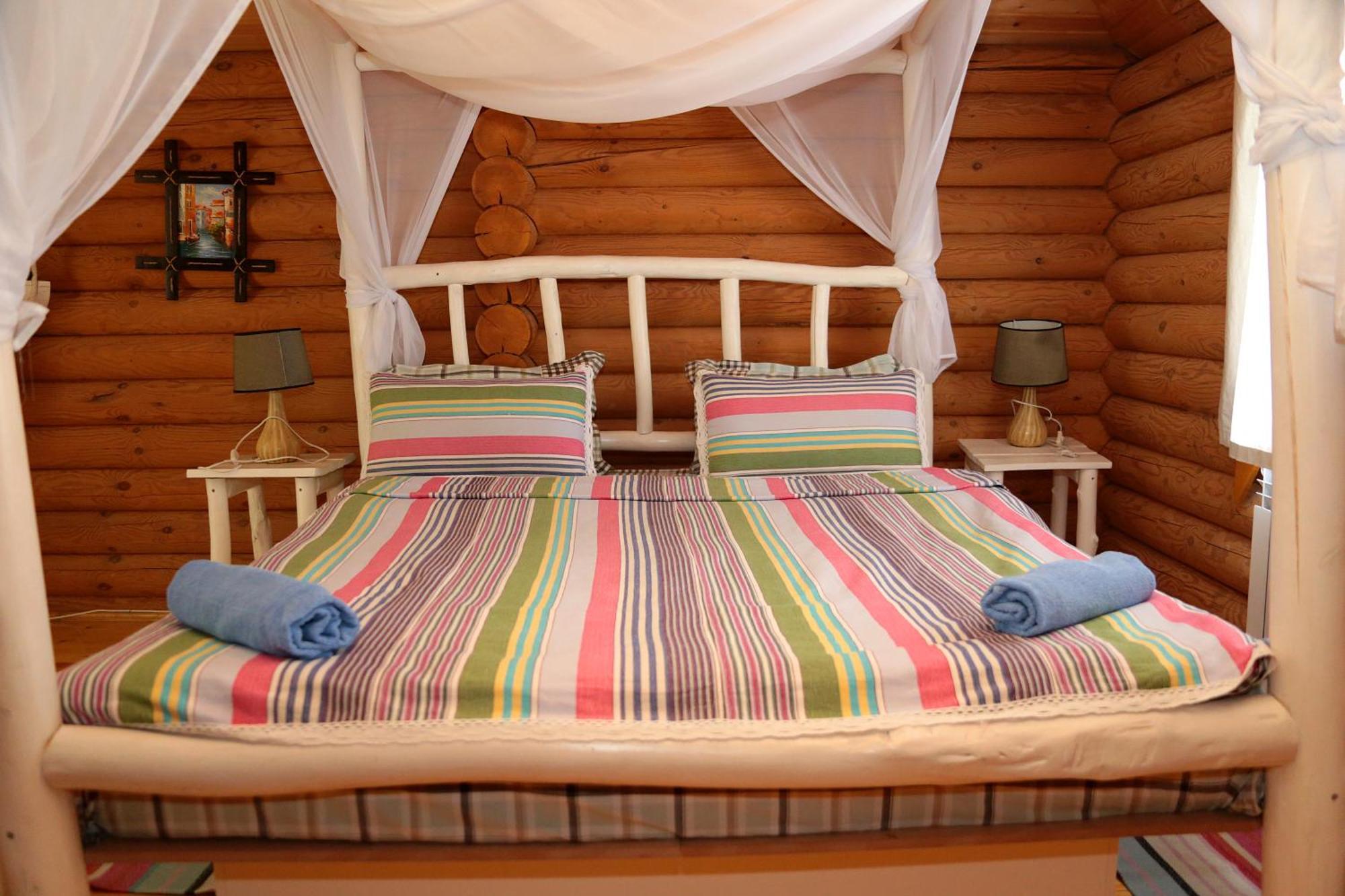 Boutigue Hotel Nebesa Chimgan Luaran gambar